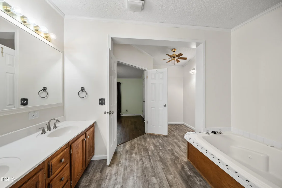 Photo of 825 John Mitchell Road