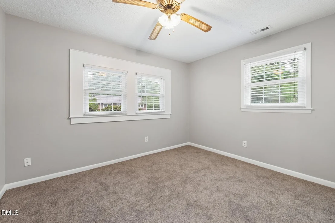 Photo of 731 Oakgrove Drive