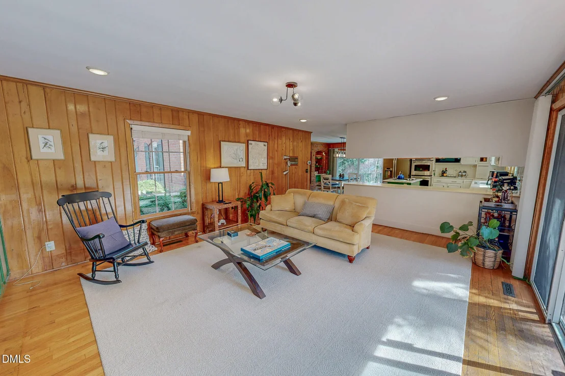 Photo of 382 Wimbledon Drive