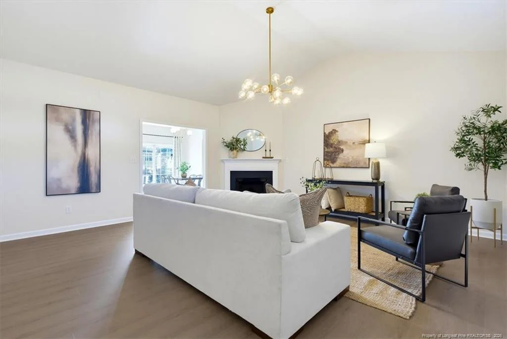 Photo of 664 Broad Drive