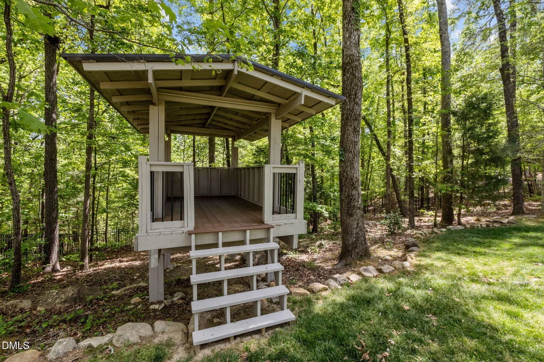 Photo of 1004 Mocker Nut Lane