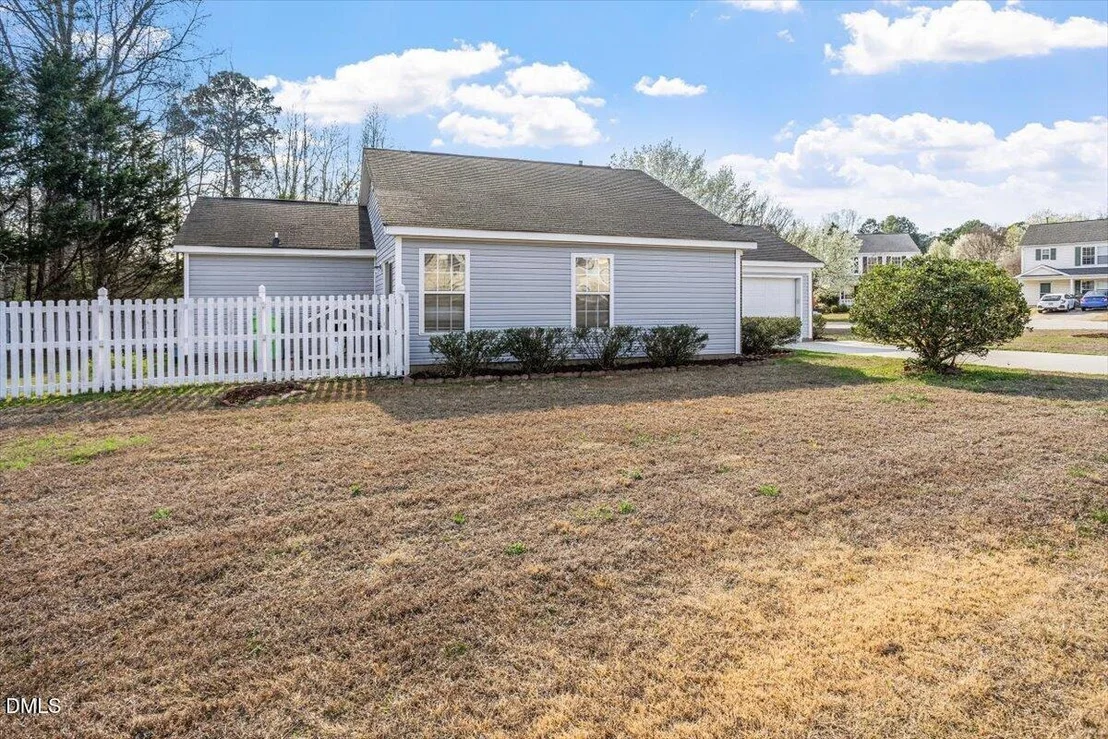 Photo of 5212 Marthonna Way