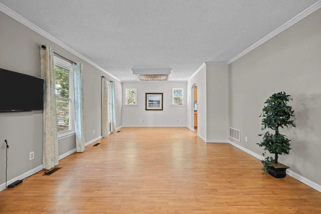 Photo of 822 Chip Circle