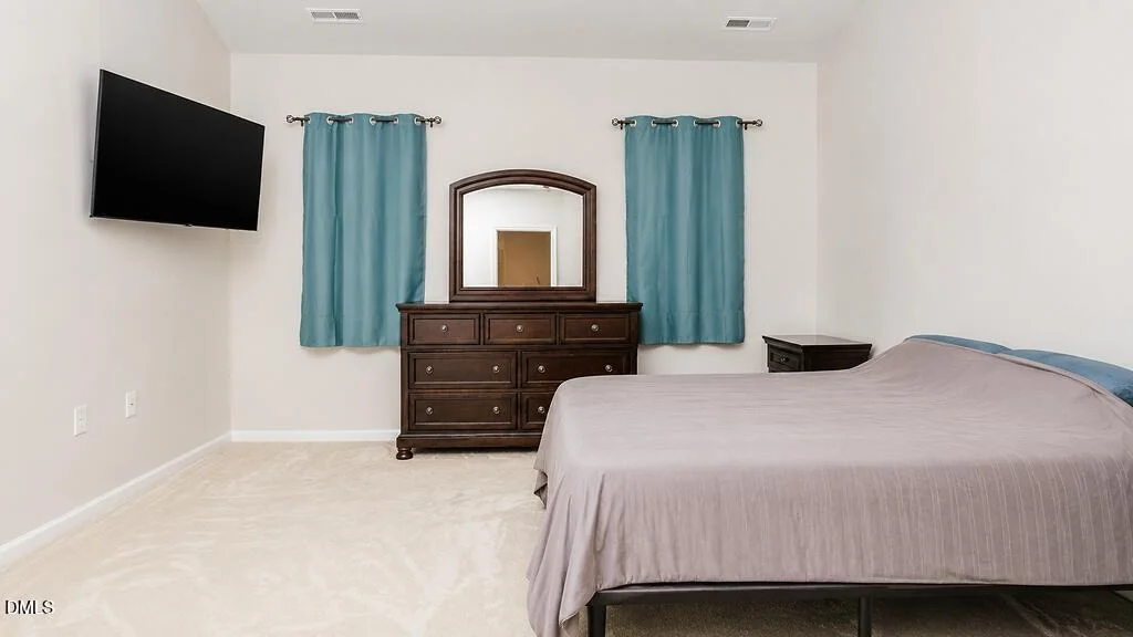 Photo of 222 Lothian