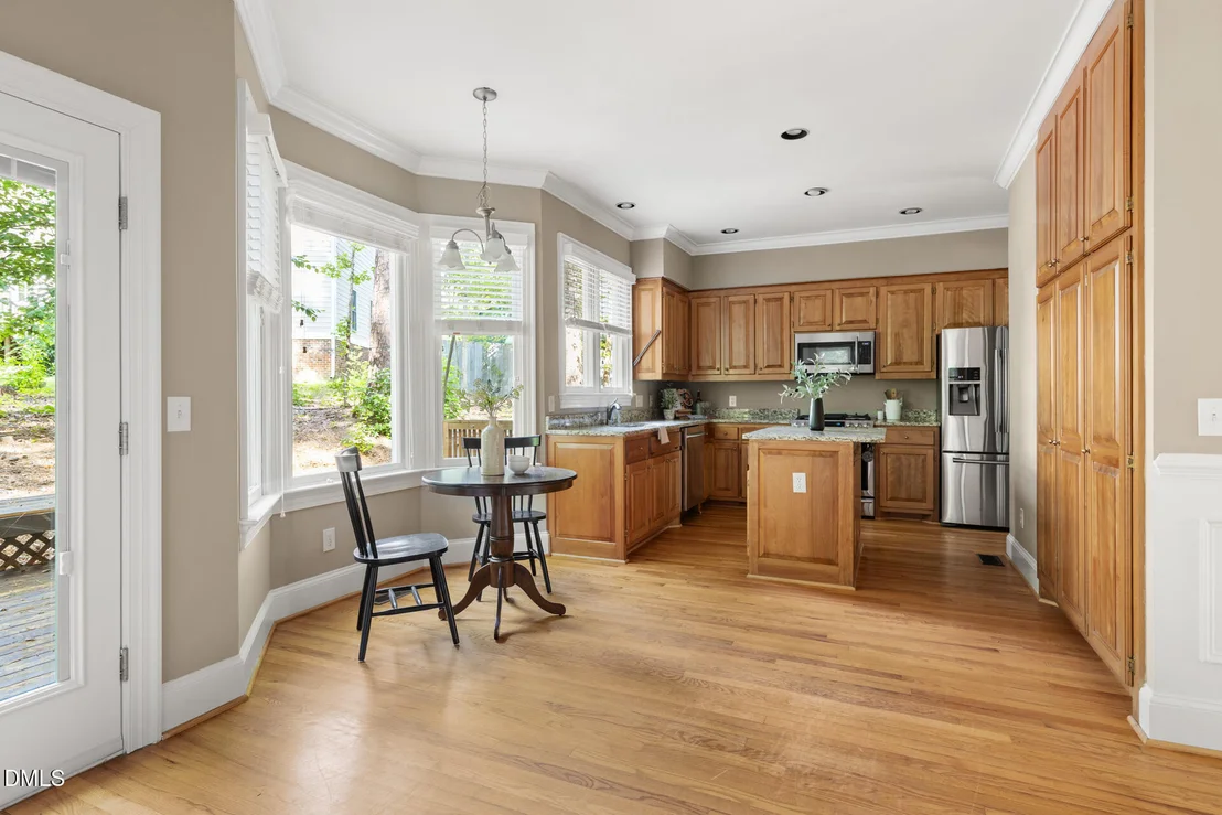 Photo of 2204 Meade Lane