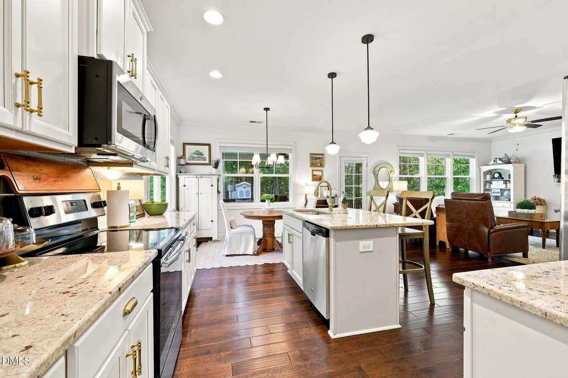 Photo of 8013 N Pine Shadows Drive