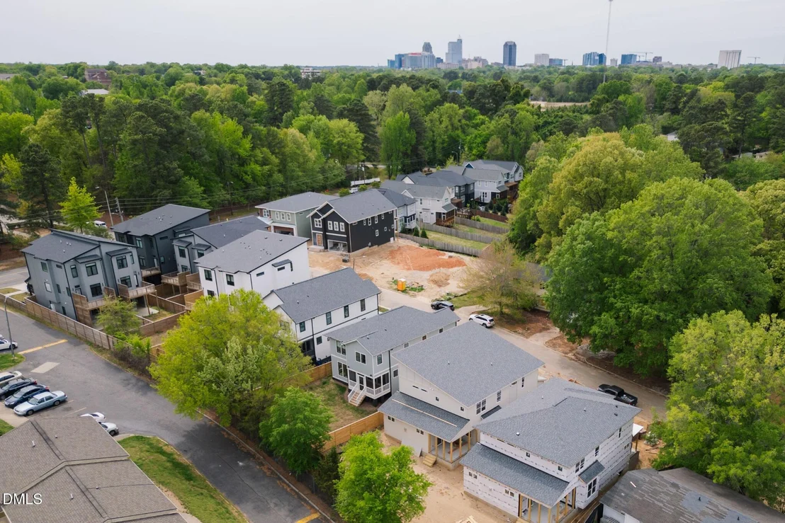 Photo of 1016 Addison Place