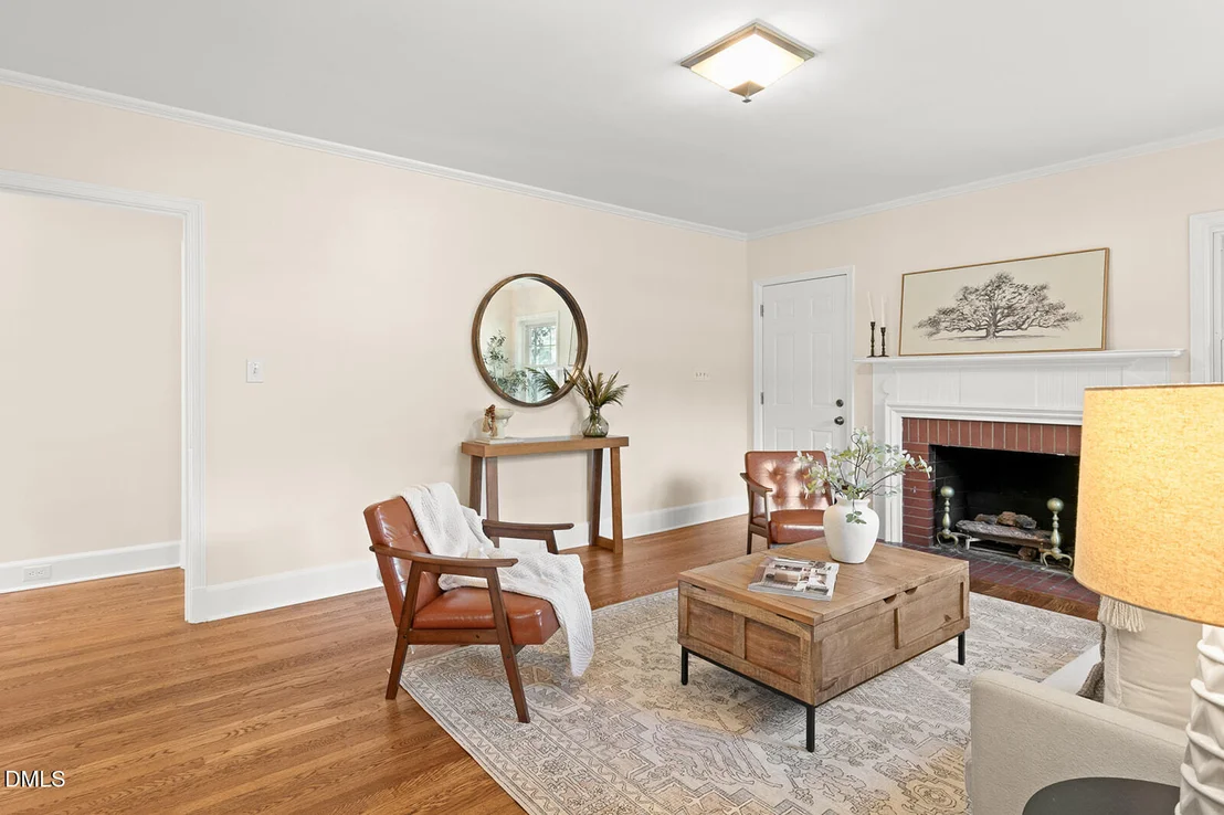 Photo of 2720 University Drive