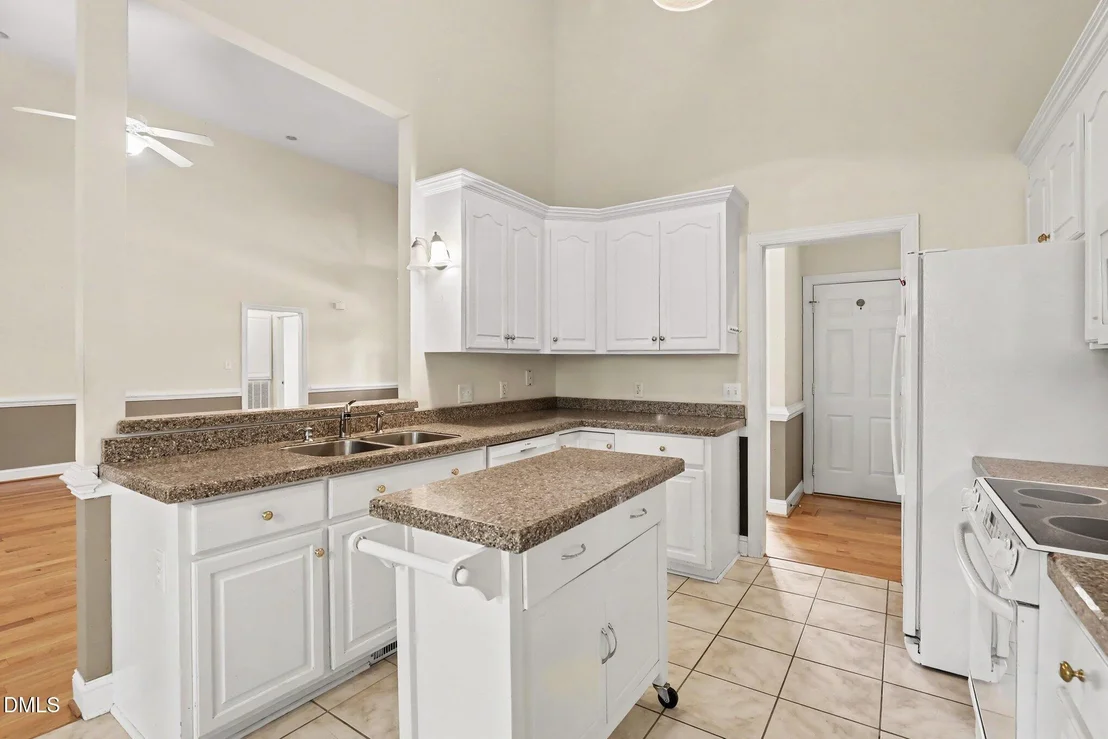 Photo of 113 Lake Point Drive