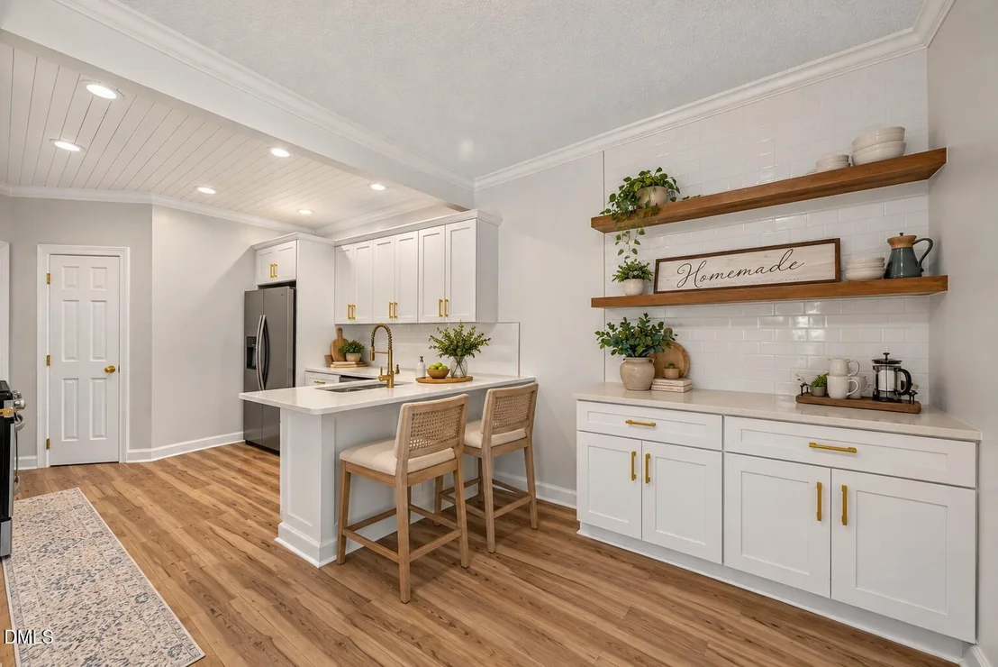 Photo of 1716 Briarforest Place