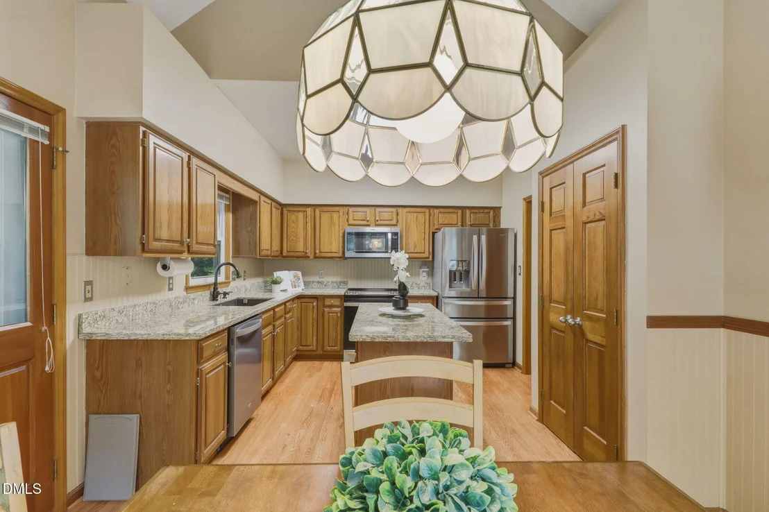 Photo of 1237 Hillingdon Way