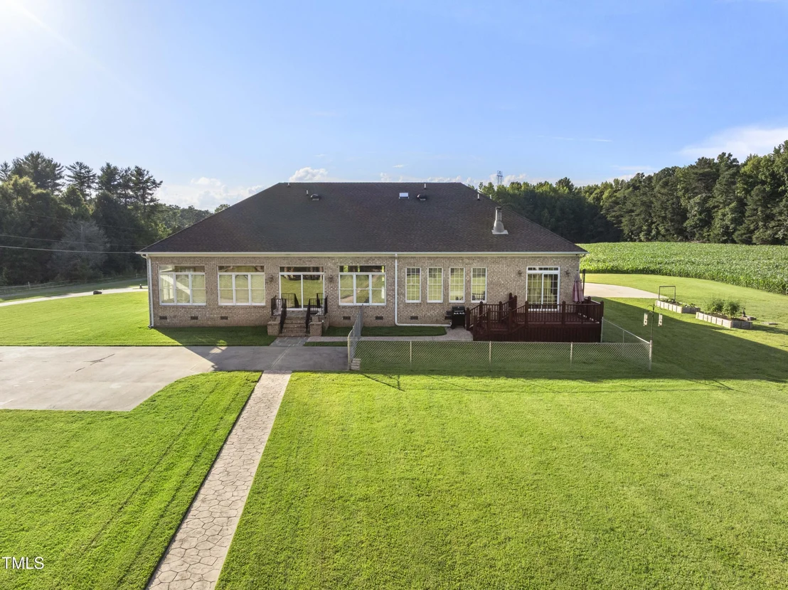 Photo of 5633 Baptist Assembly Road