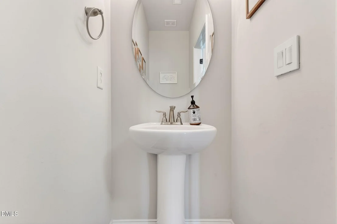 Photo of 283 Raptor Drive