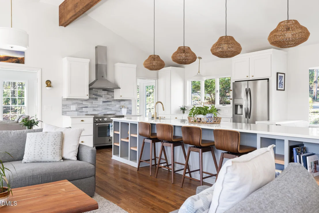 Photo of 353 Tenney Circle