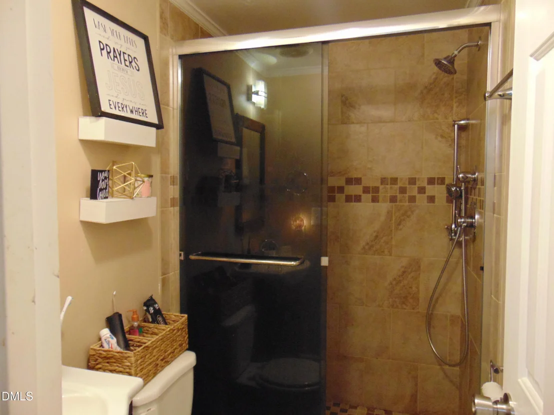 Photo of 543 Duke Drive