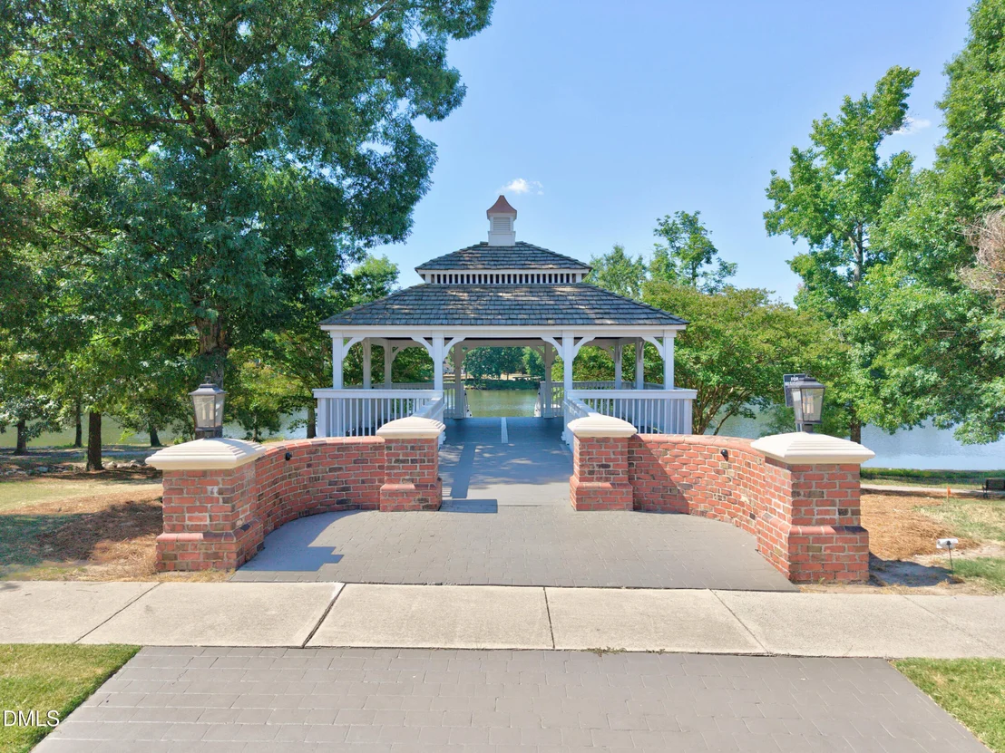 Photo of 208 William Henry Way