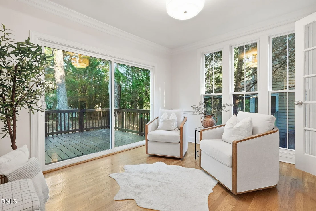 Photo of 1825 Thorpshire Drive