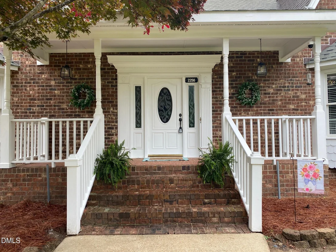 Photo of 2256 Shotwell Road