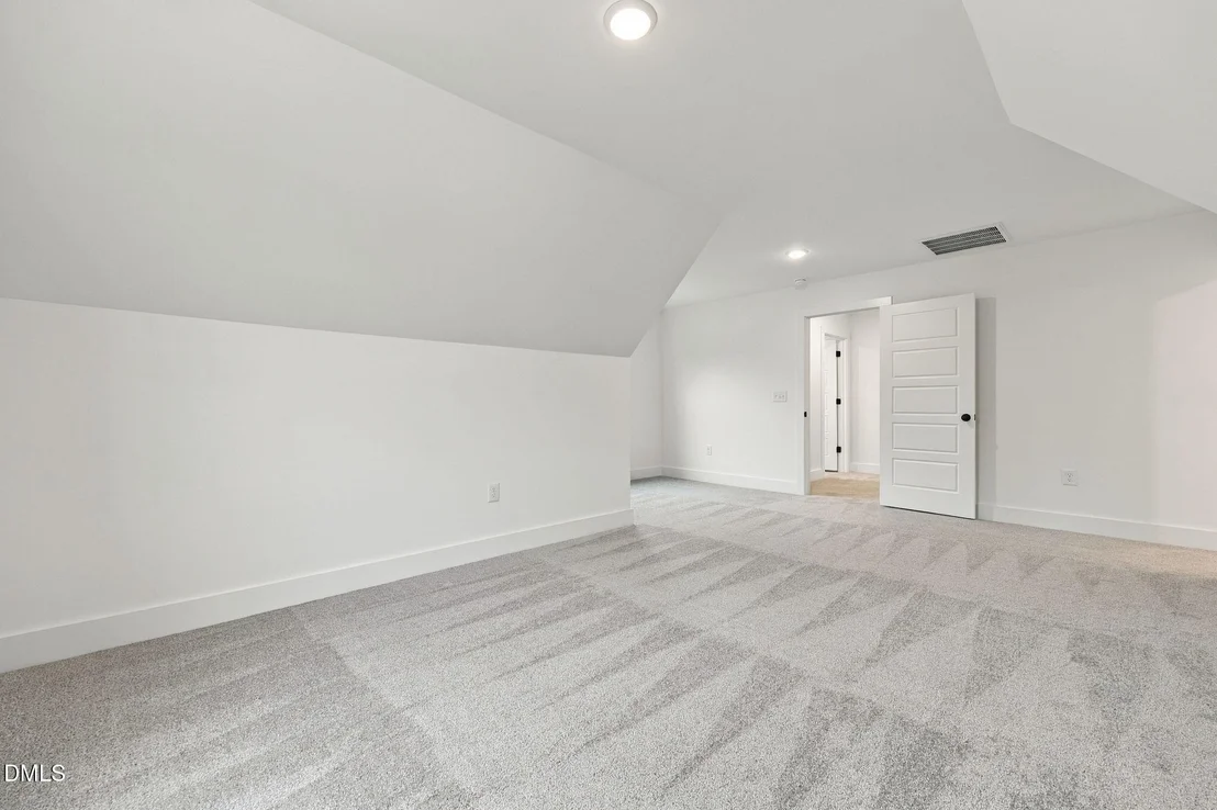 Photo of 131 Grinnell Loop