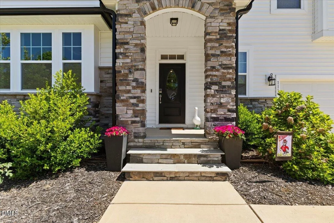 Photo of 111 Kim Bark Path