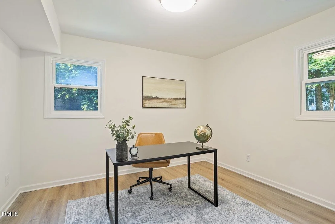 Photo of 908 Tanglewood Drive