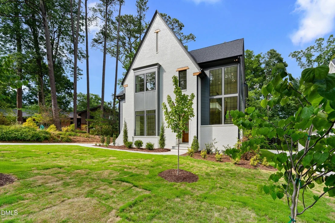 Photo of 6 Chantilly Place