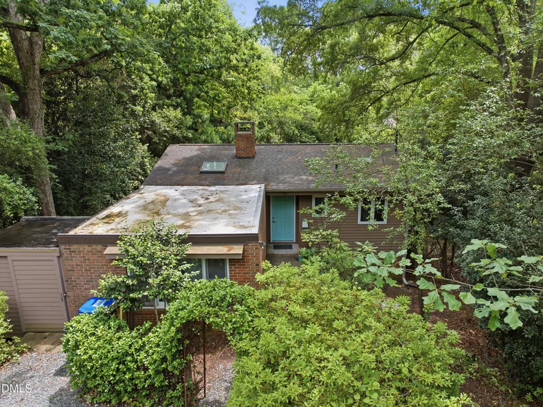 Photo of 16 Davie Circle