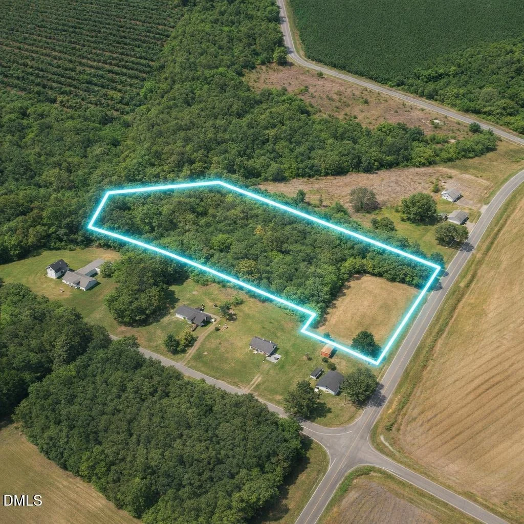Photo of 545 Meadow Road