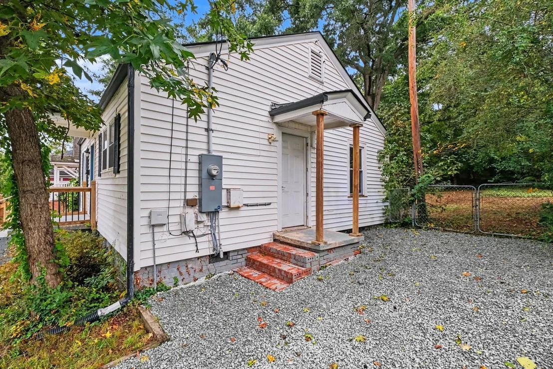 Photo of 415 N Guthrie Avenue