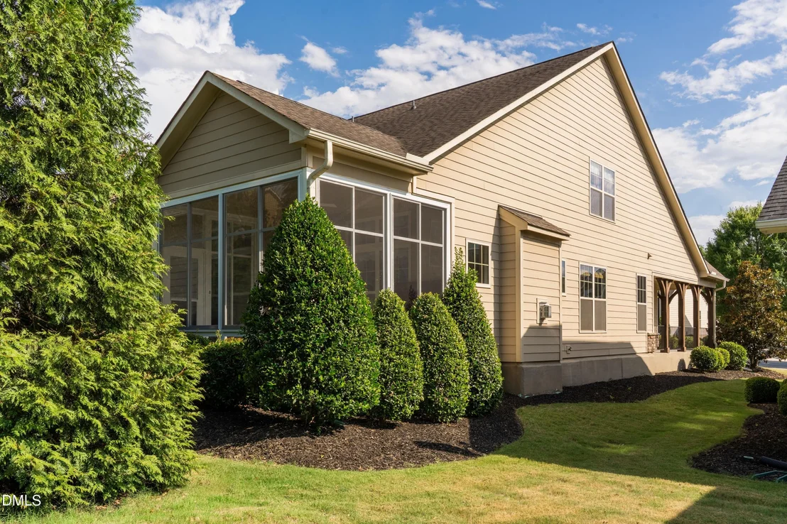 Photo of 820 Lemongrass Lane