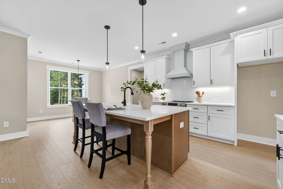 Photo of 175 Hillstead Way