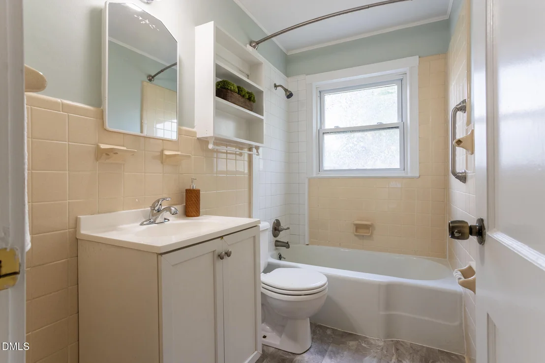 Photo of 1501 Fairfax Road