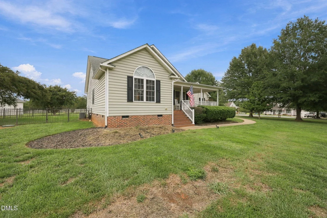 Photo of 309 Virginia Lee Lane