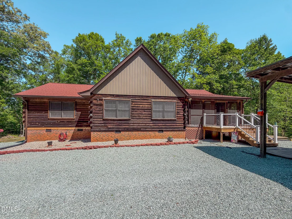 Photo of 600 Cedar Laurel Lane