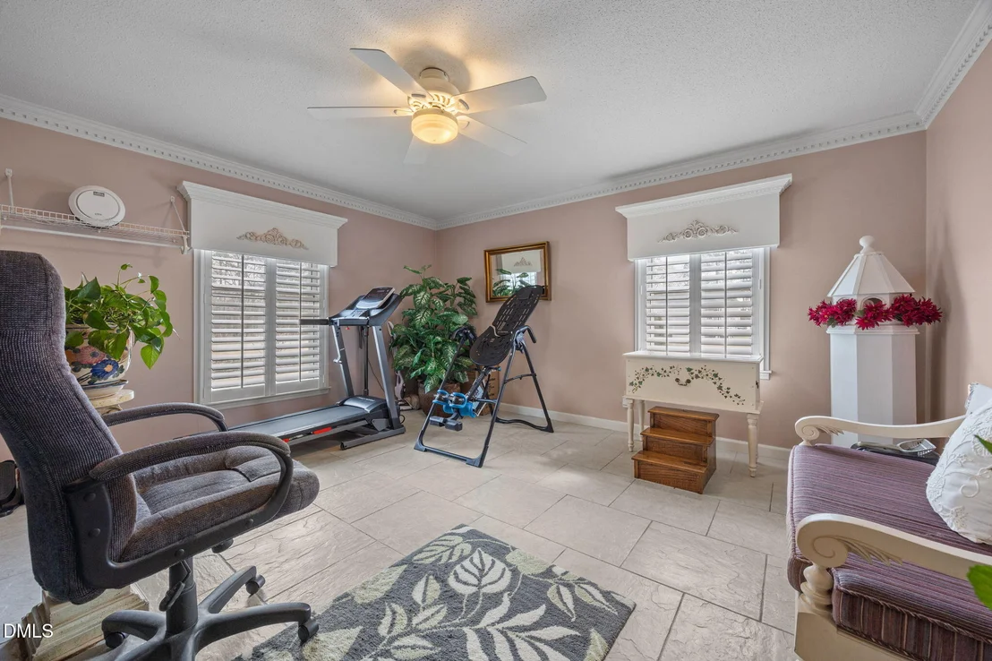 Photo of 801 Lakeside Drive
