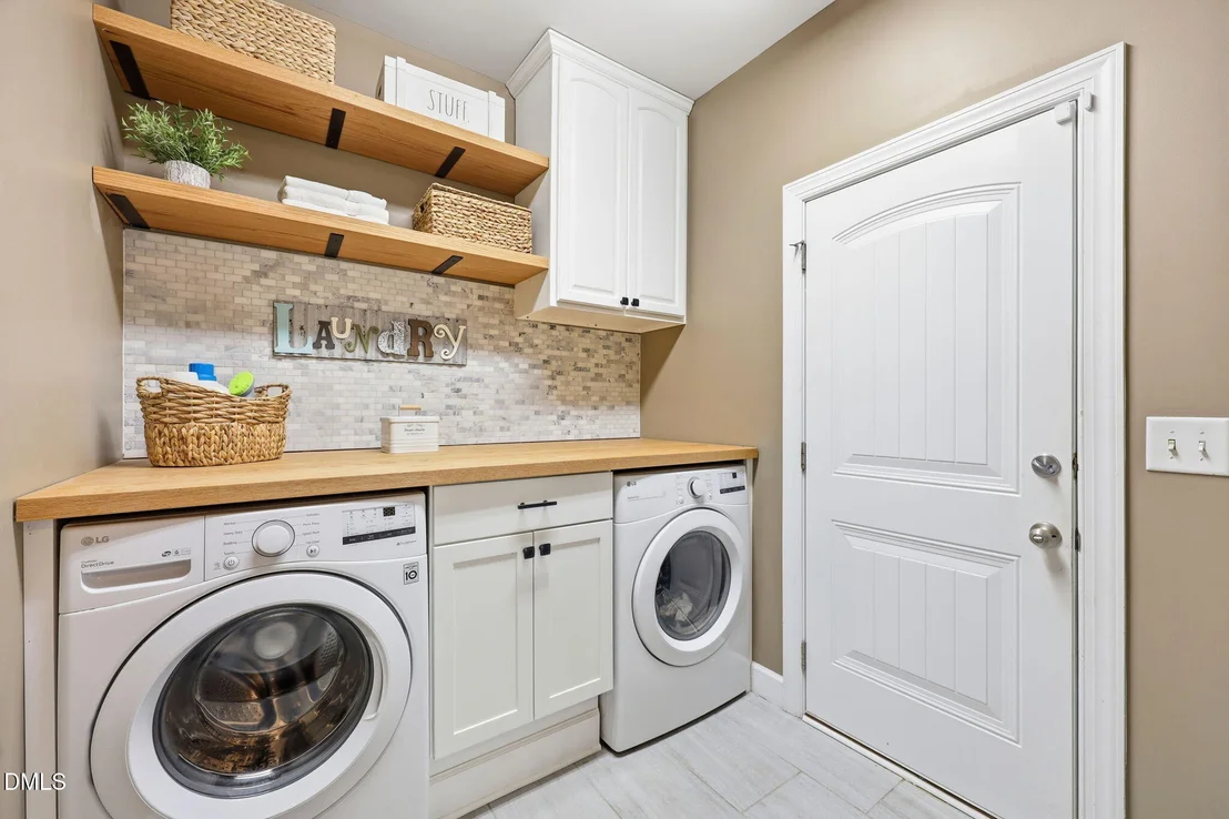 Photo of 921 Sugar Tree Drive