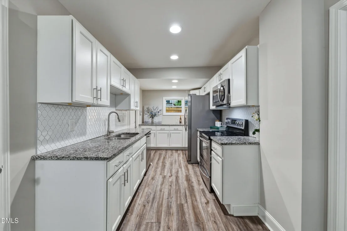 Photo of 503 E Juniper Avenue