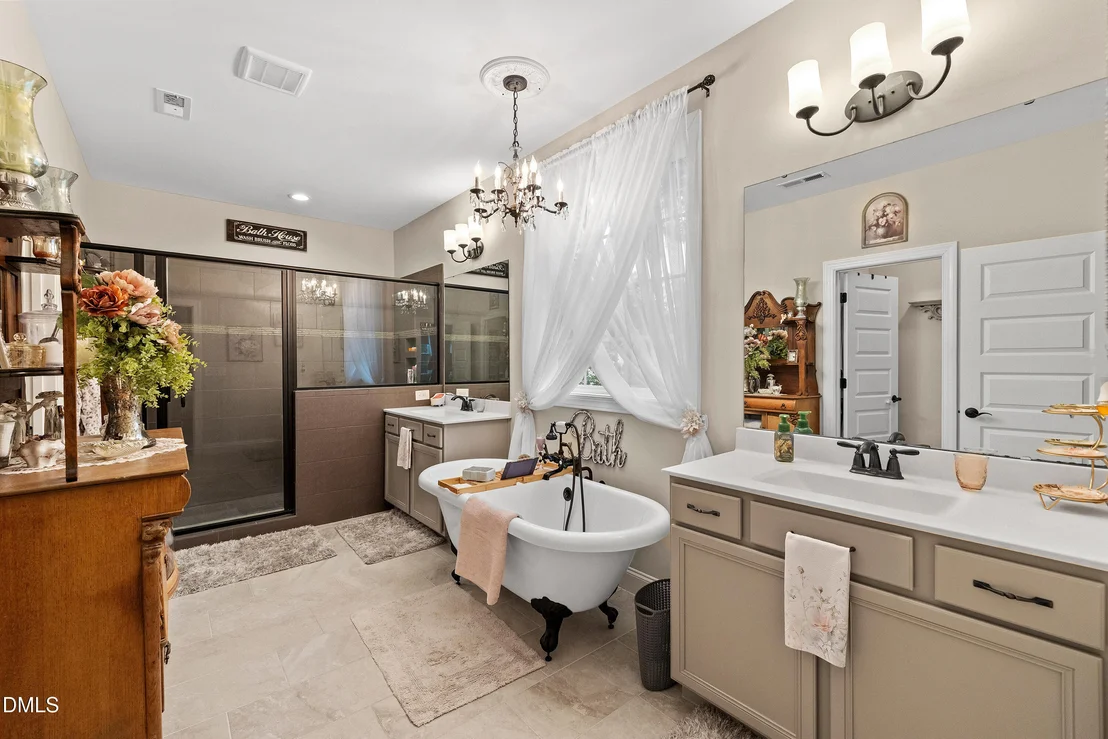 Photo of 5116 Glen Creek