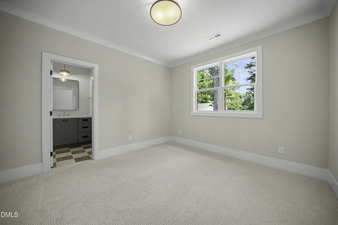 Photo of 605 Ridgecrest Road