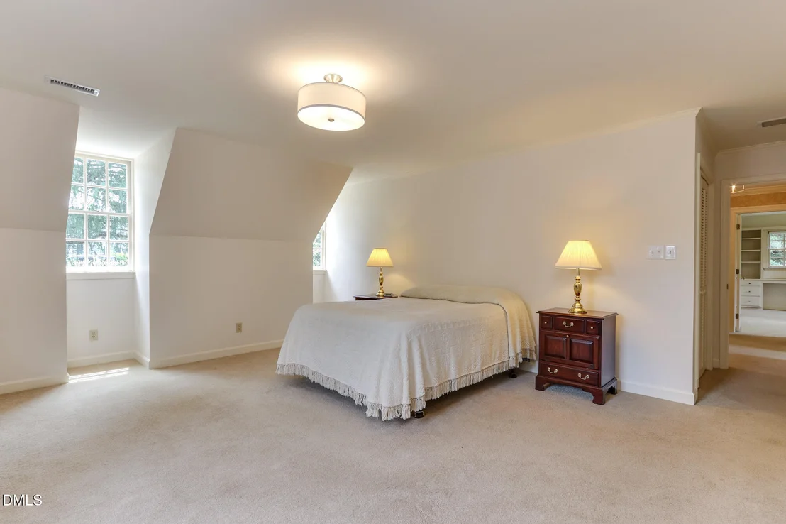 Photo of 3102 Eton Road
