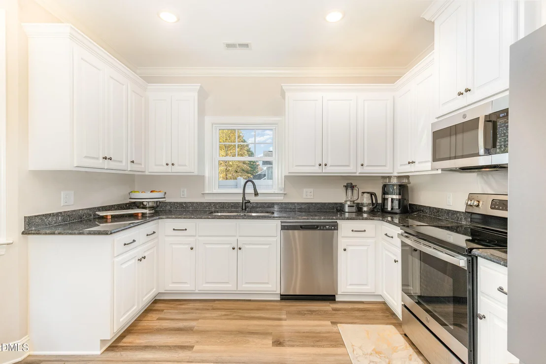 Photo of 4202 Snapdragon Drive NW