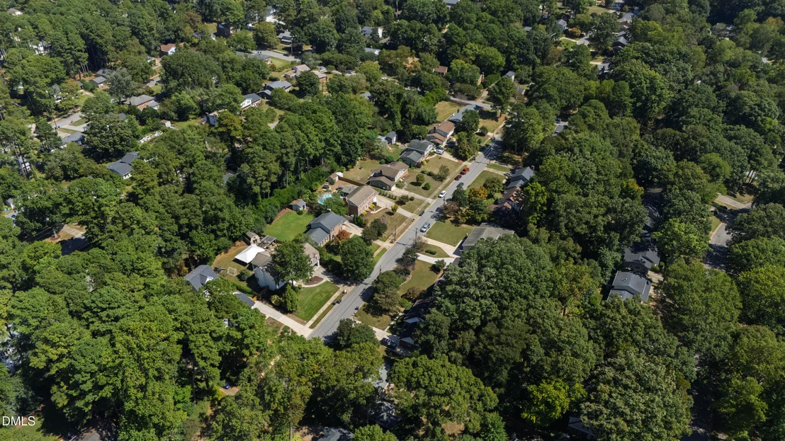 Photo of 1001 Pebblebrook Drive