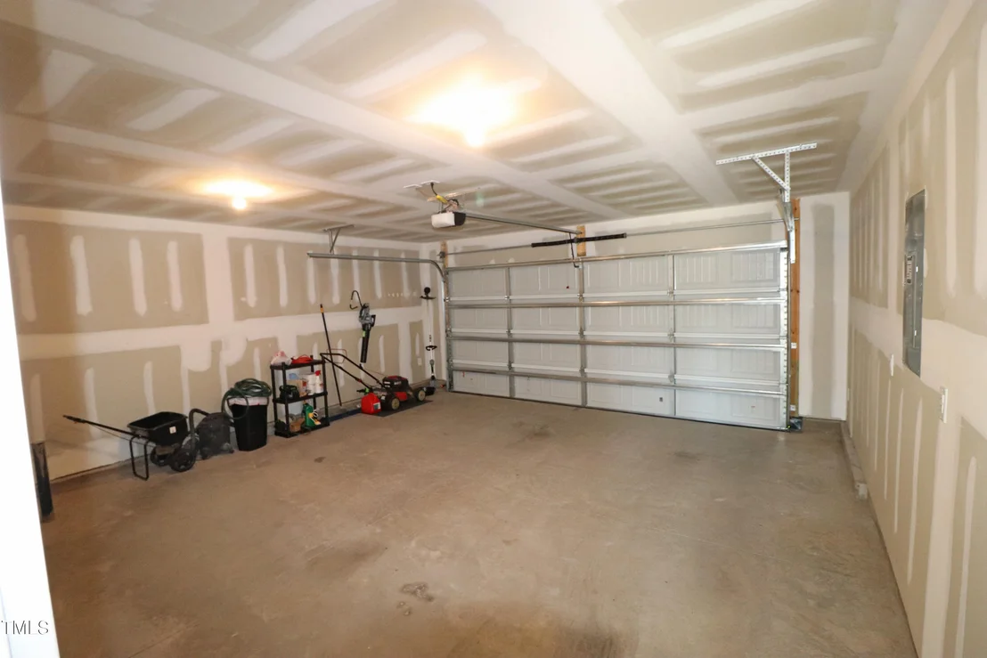 Photo of 5445 Carolines Way
