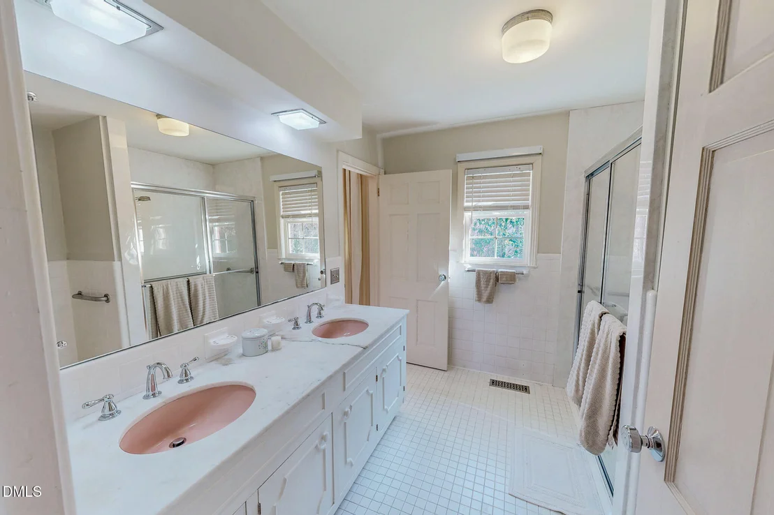 Photo of 382 Wimbledon Drive