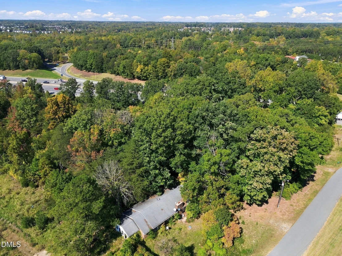 Photo of 2170 Campbell Loop