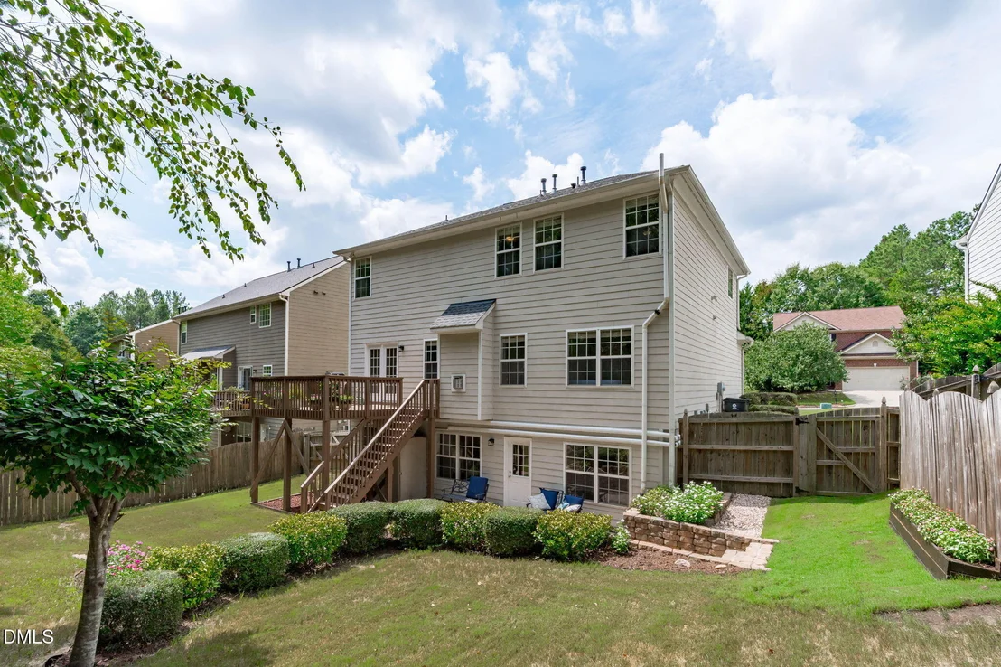 Photo of 715 Straywhite Avenue