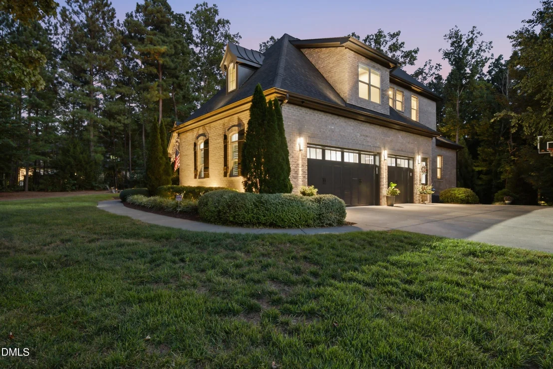 Photo of 7521 Summit Pine Way