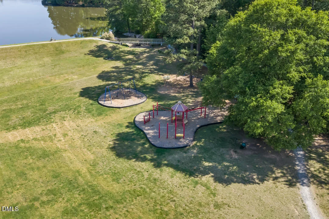 Photo of 5606 Newhall Road
