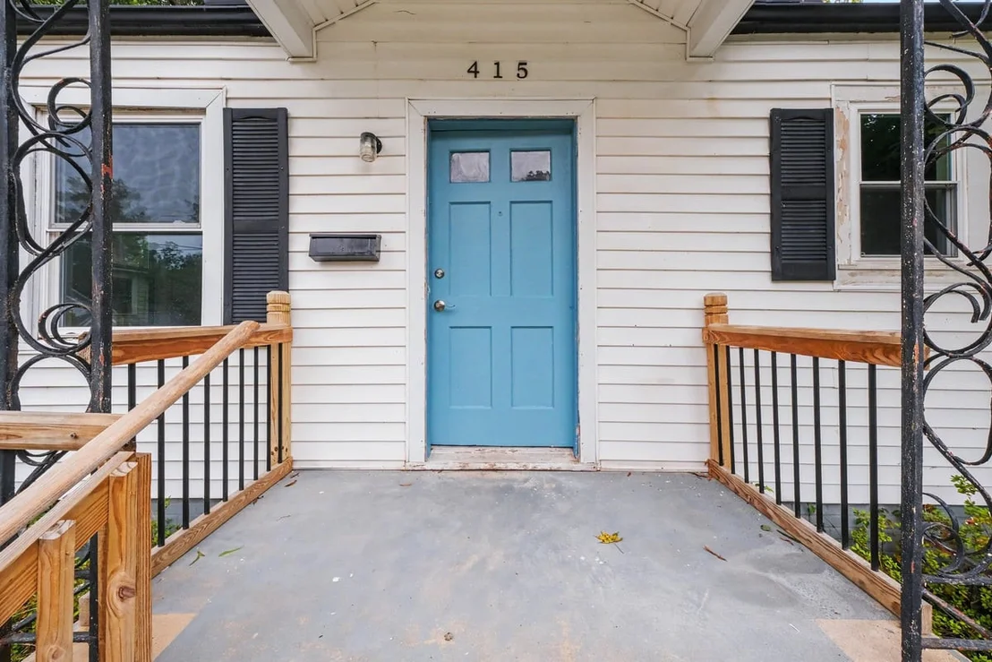 Photo of 415 N Guthrie Avenue