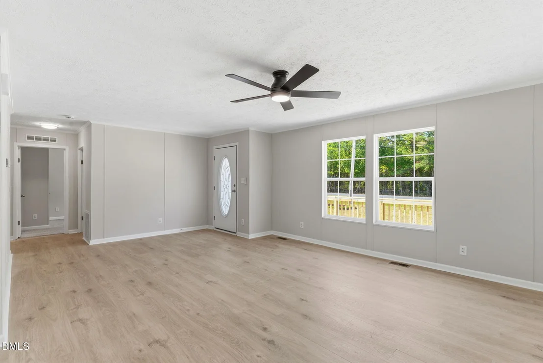 Photo of 9929 Old Mill Road NE